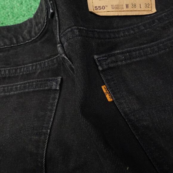 VINTAGE LEVI'S 550 RELAXED FIT ORANGE TAB USA BLACK DENIM JEANS 38X32 (37X31) - Picture 9 of 12